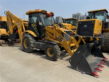 NEW JCB 3CX Backhoe