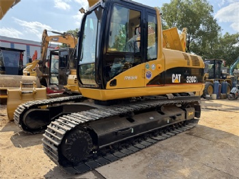 CAT 320CL Excavator