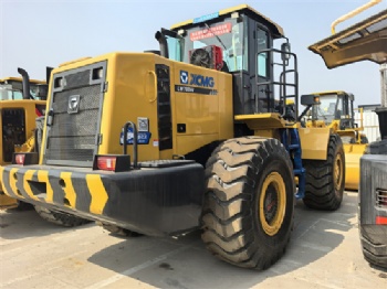 XCMG LW700 wheel loader