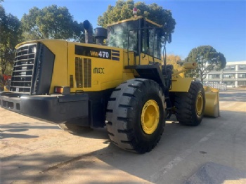 Komatsu WA470 wheel loader