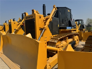 Shantui SD32 Bulldozer