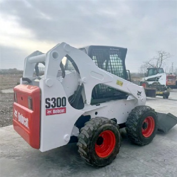 BOBCAT S300 Skid Steer Loader